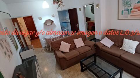 Foto 3 de Apartament per a compartir a Calle Claudio Guerín, 17, El Plantinar – Avda. La Paz - El Juncal, Sevilla