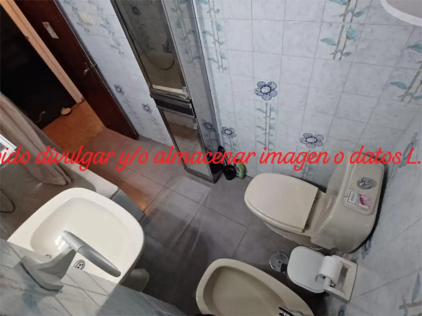 Room in Calle Claudio Guerín, 17, El Plantinar – Avda. La Paz - El Juncal
