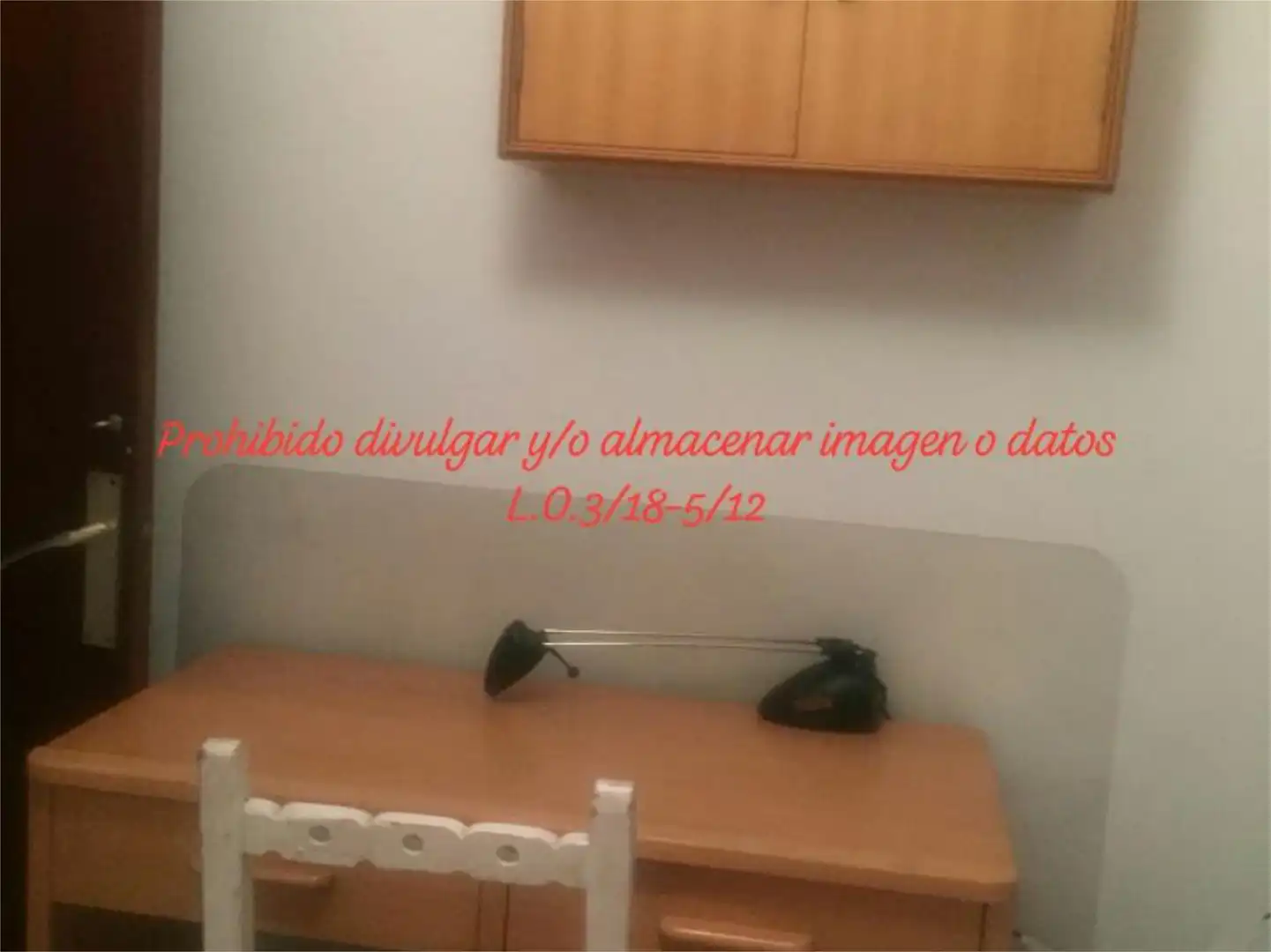 Room in Calle Claudio Guerín, 17, El Plantinar – Avda. La Paz - El Juncal