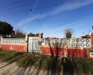 Exterior view of Planta baja for sale in Villanueva de Duero  with Heating, Private garden and Terrace