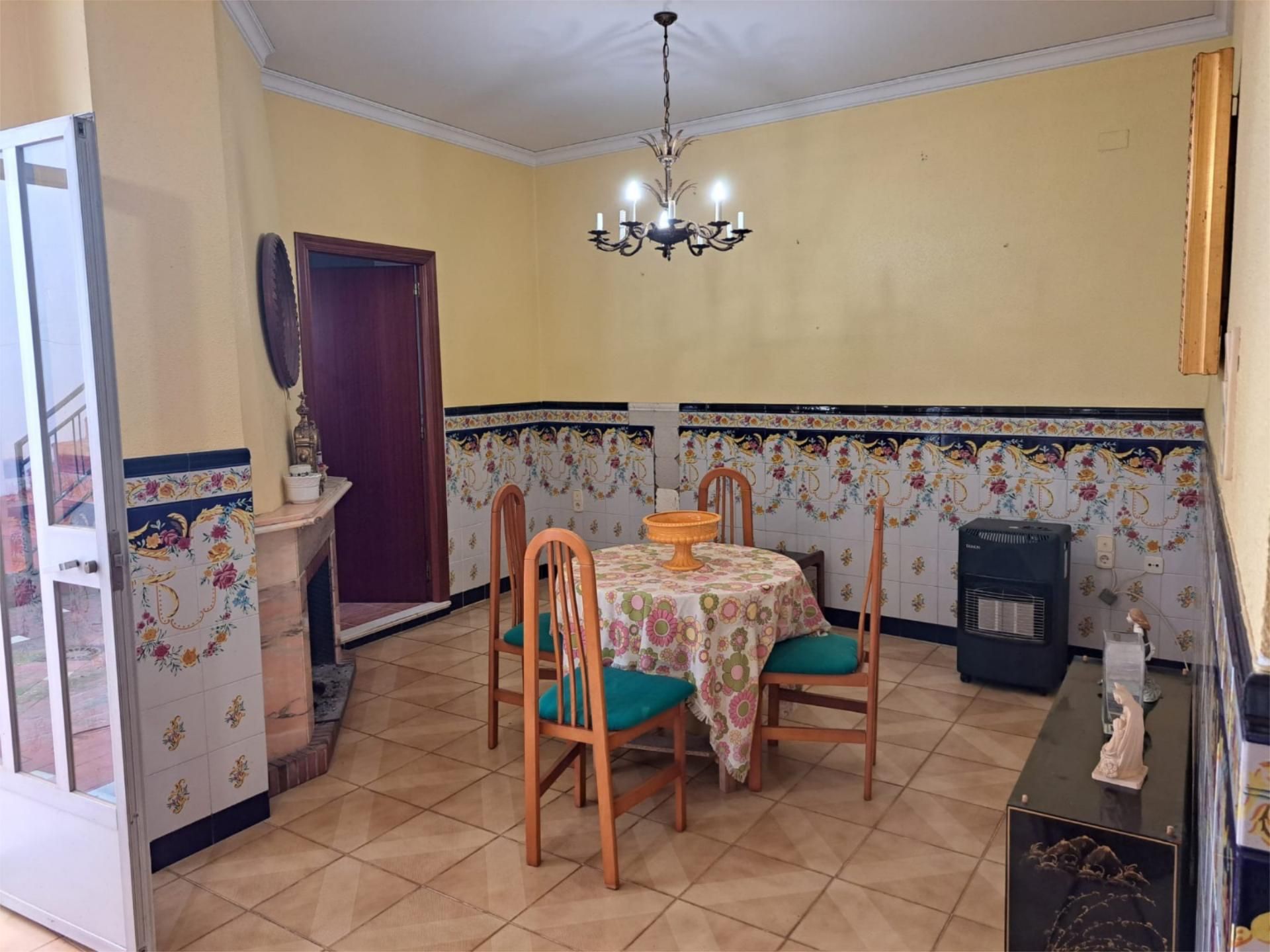 Dining room of Planta baja for sale in Ador
