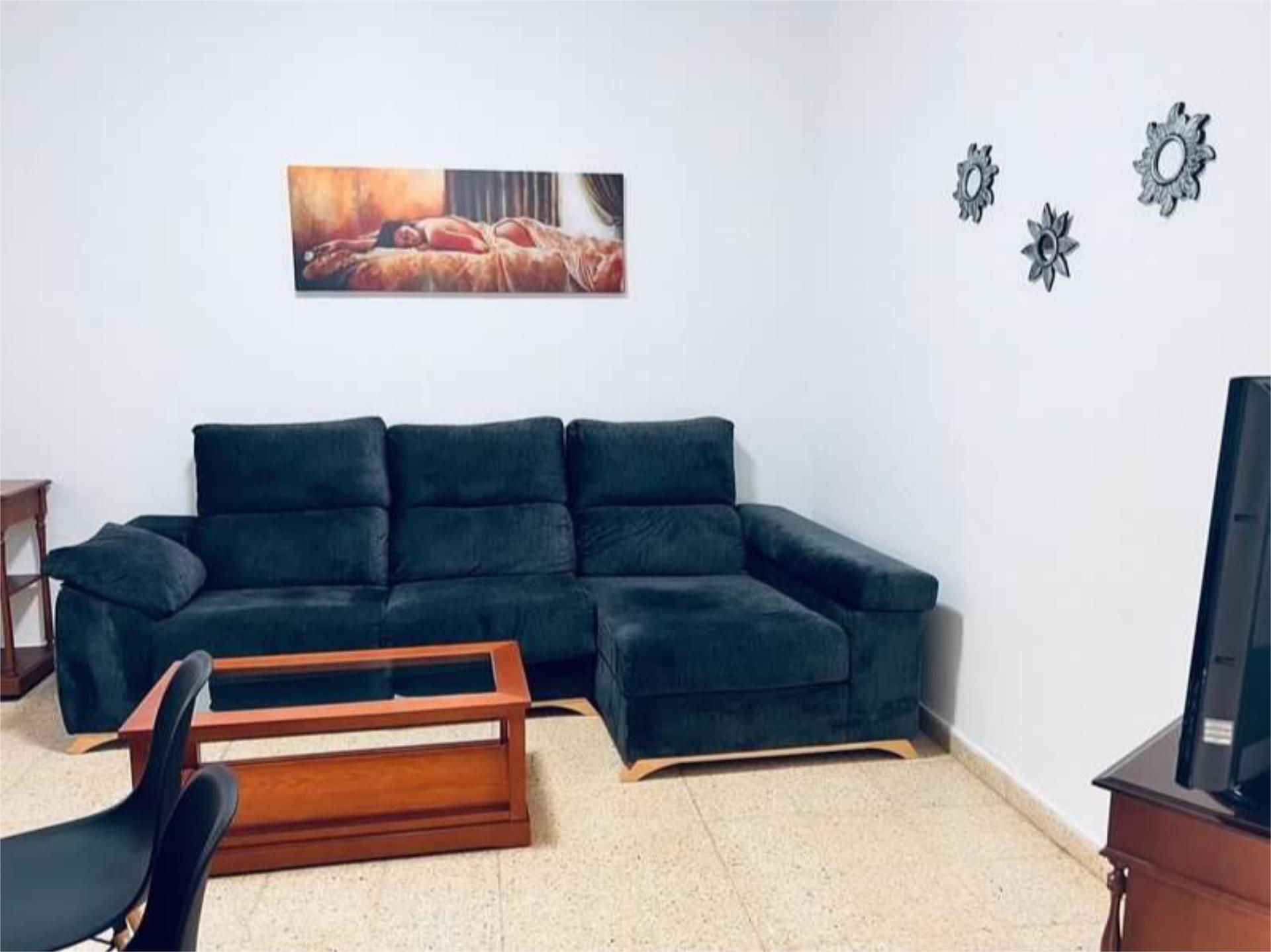 Living room of Flat to share in El Puerto de Santa María  with Furnished