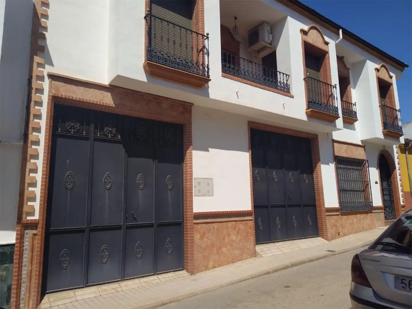 Casa adosada en venta en Calle Lorite, 78, Navas de San Juan Vista exterior de Casa adosada en venta en Navas de San Juan con Aire acondicionado y Terraza