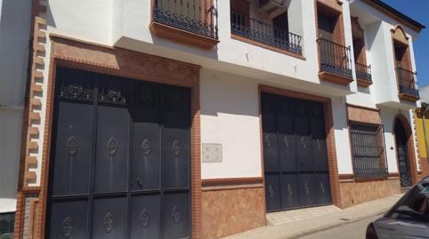 Foto 2 de Casa adosada en venda a Calle Lorite, 78, Navas de San Juan, Jaén