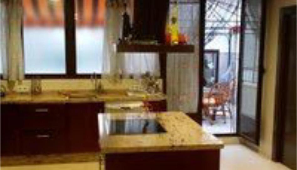 Foto 1 de Dúplex en venda a Calle Menéndez Pidal, 43, Torredelcampo, Jaén