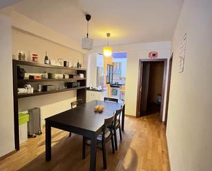 Dining room of Flat to rent in Castellón de la Plana / Castelló de la Plana  with Parquet flooring, Furnished and Oven