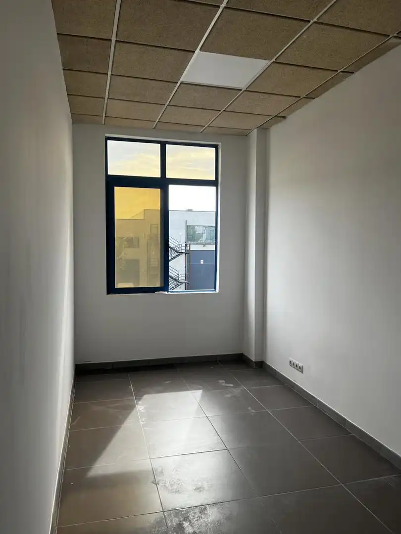 Office for rent in Calle de Santiago Ramón y Cajal, 21, Las Castañeras - Bulevar Bedroom of Office for rent in Arroyomolinos (Madrid)