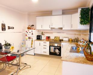 Kitchen of Flat for sale in El Pinós / Pinoso  with Air Conditioner