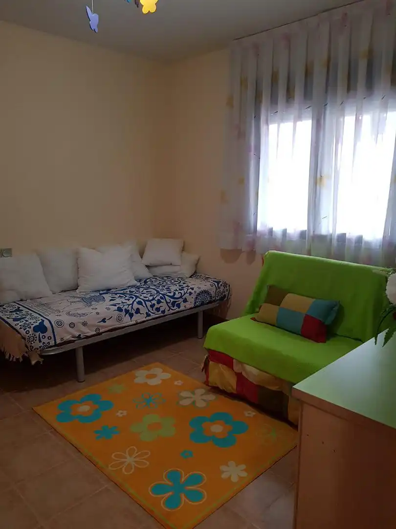 Casa o chalet en venta en Calle Paraguay, 1456, Los Ángeles de San Rafael Habitación de Casa o chalet en venta en El Espinar con Terraza y Piscina