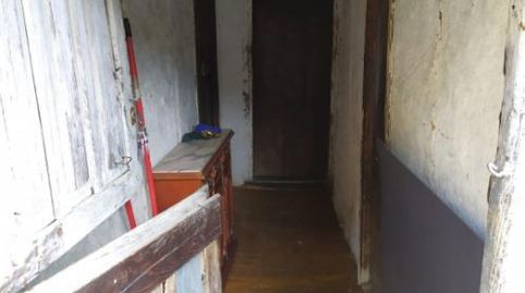 Foto 5 de Casa adosada en venta en Calle Olivo, 9, Torre del Bierzo, León