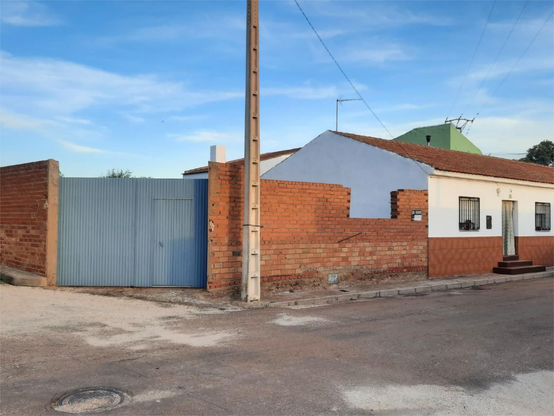 Exterior view of House or chalet for sale in Malagón  with Heating, Private garden and Storage room