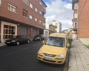 Parkplatz von Grundstücke zum verkauf in Bembibre