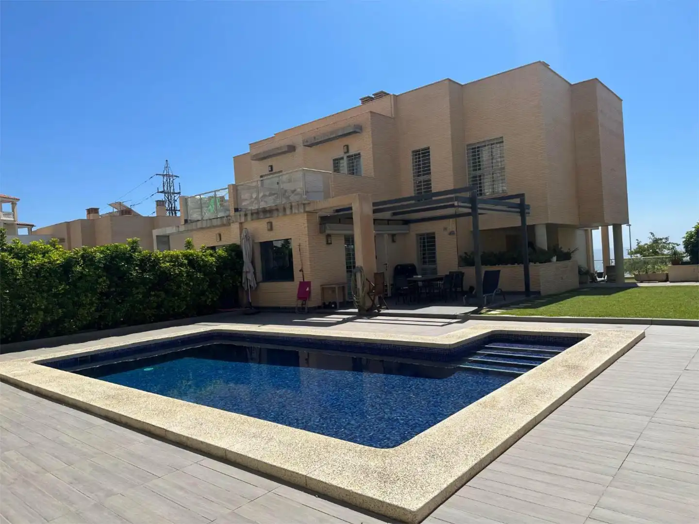 Houses for sale in Calle Orégano, 12, Cerrado de Calderón - Hacienda Paredes Swimming pool of Houses for sale in Málaga with Air Conditioner, Heating and Private garden