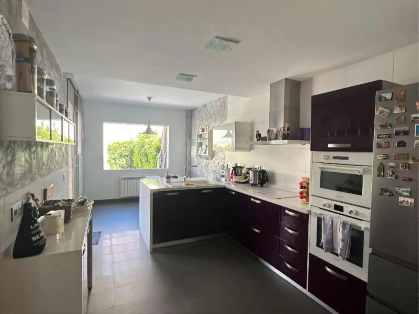 Houses for sale in Calle Orégano, 12, Cerrado de Calderón - Hacienda Paredes Kitchen of Houses for sale in Málaga with Air Conditioner, Heating and Private garden