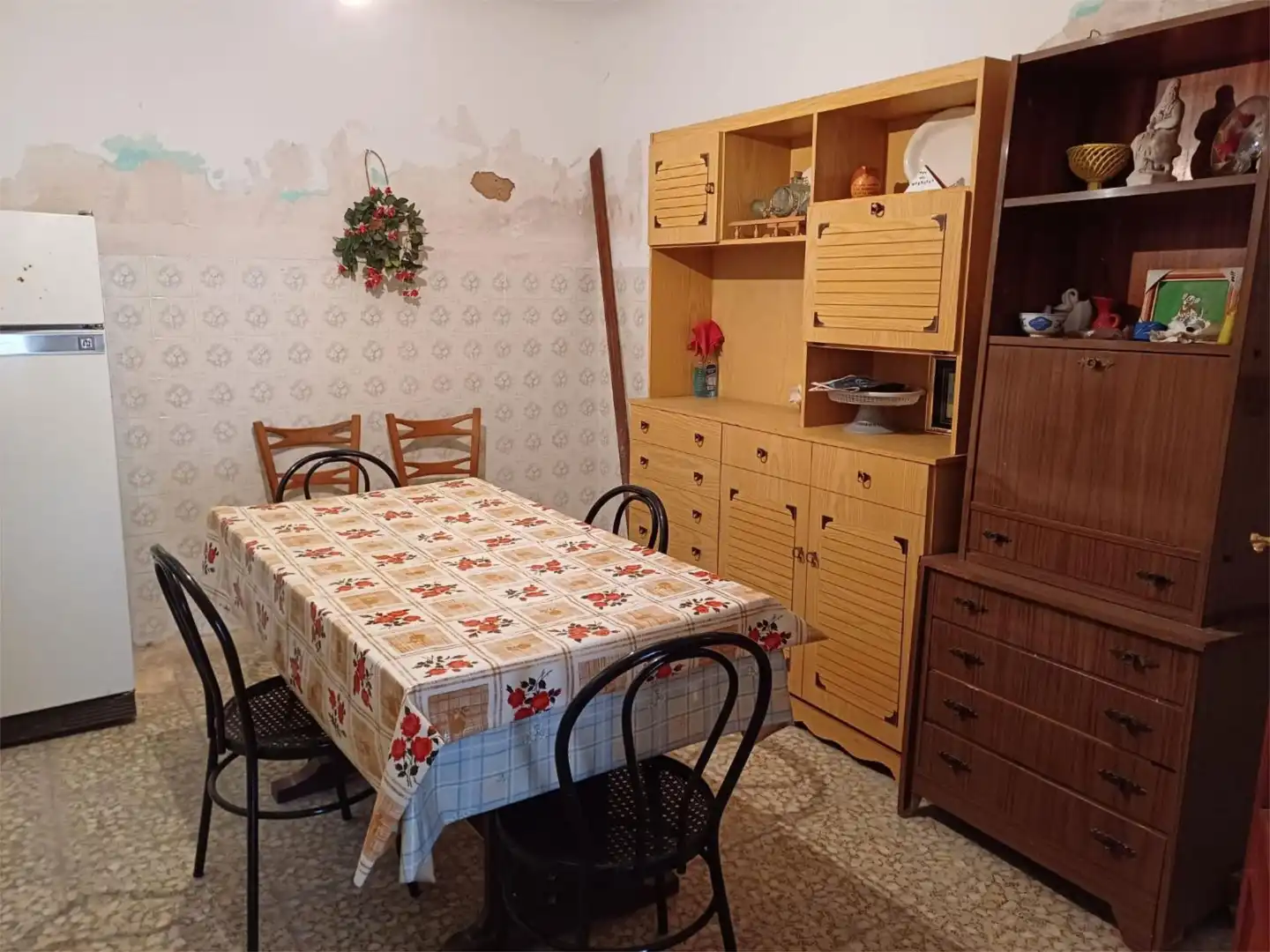 Esszimmer von Einfamilien-Reihenhaus zum Verkauf in Mira mit Terrasse, Möbliert und Balkon