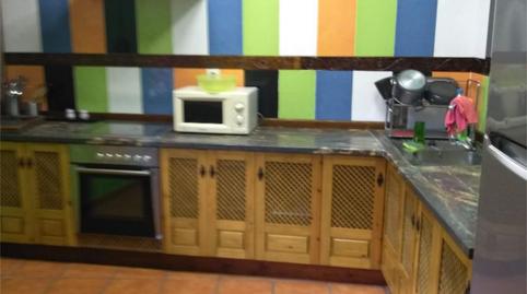 Photo 4 of Single-family semi-detached for sale in Malpartida de Corneja, Ávila