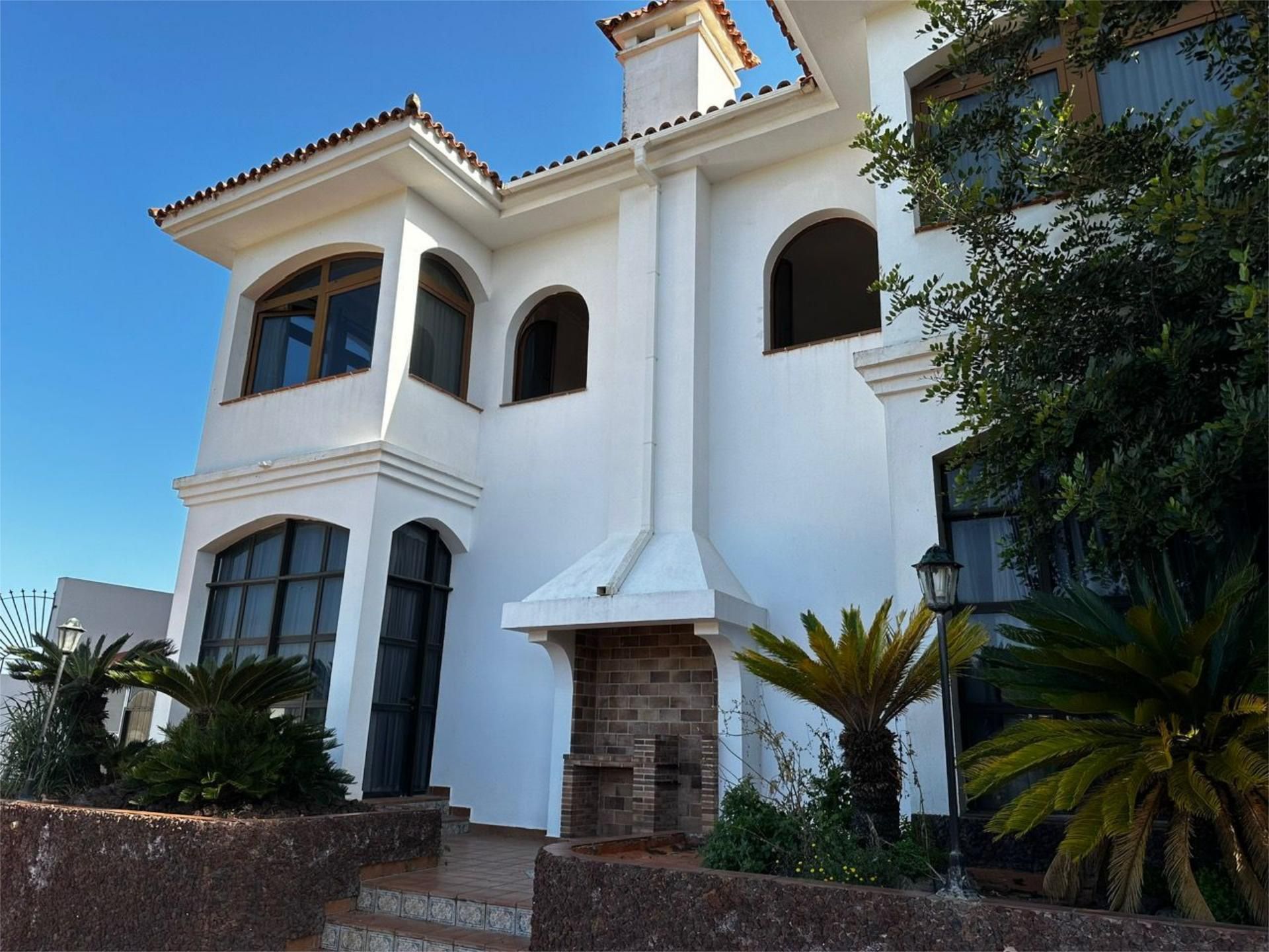 Exterior view of House or chalet for sale in Santa Brígida  with Air Conditioner, Terrace and Balcony