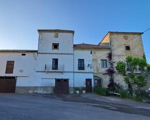 Casa adosada en venda a Calle de la Arnia, 13, Santa Cruz de Bezana