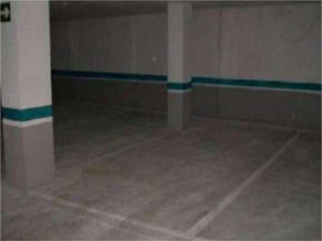 Garaje en Venta en Calle Céfiro, 7 en La Calzada - La Florida