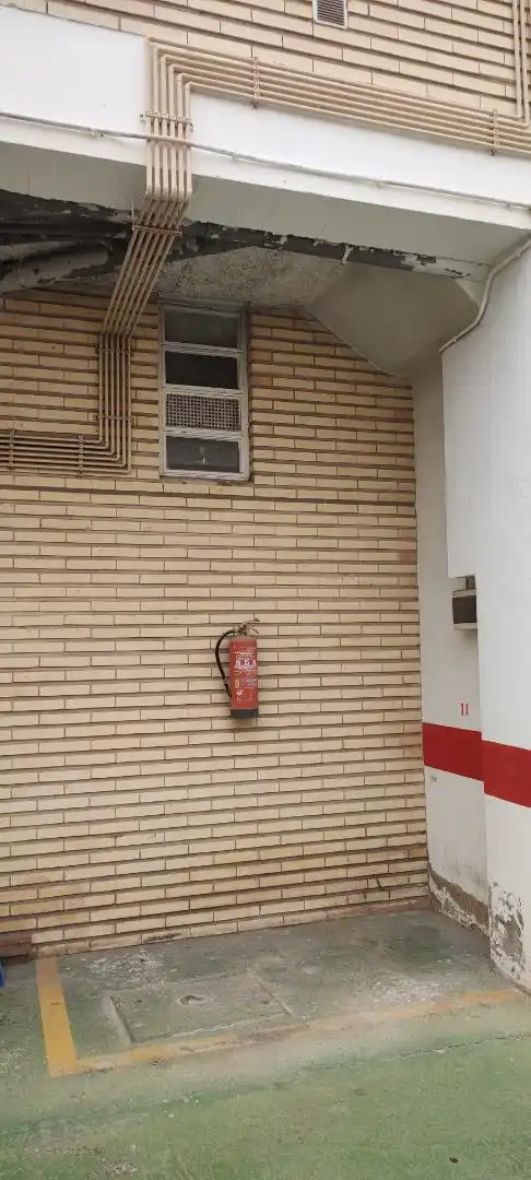 Vista exterior de Garaje en venta en Zaragoza