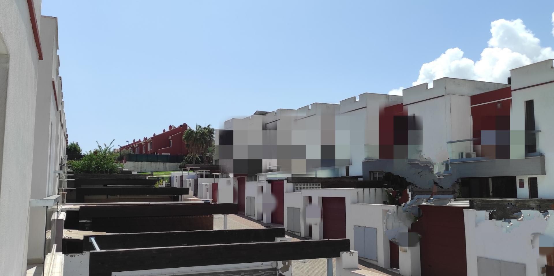Exterior view of Planta baja for sale in Algeciras  with Air Conditioner, Terrace and Balcony
