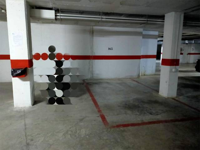 Garaje en Venta en Calle Una Noche en la Ópera, 8 en Valdespartera