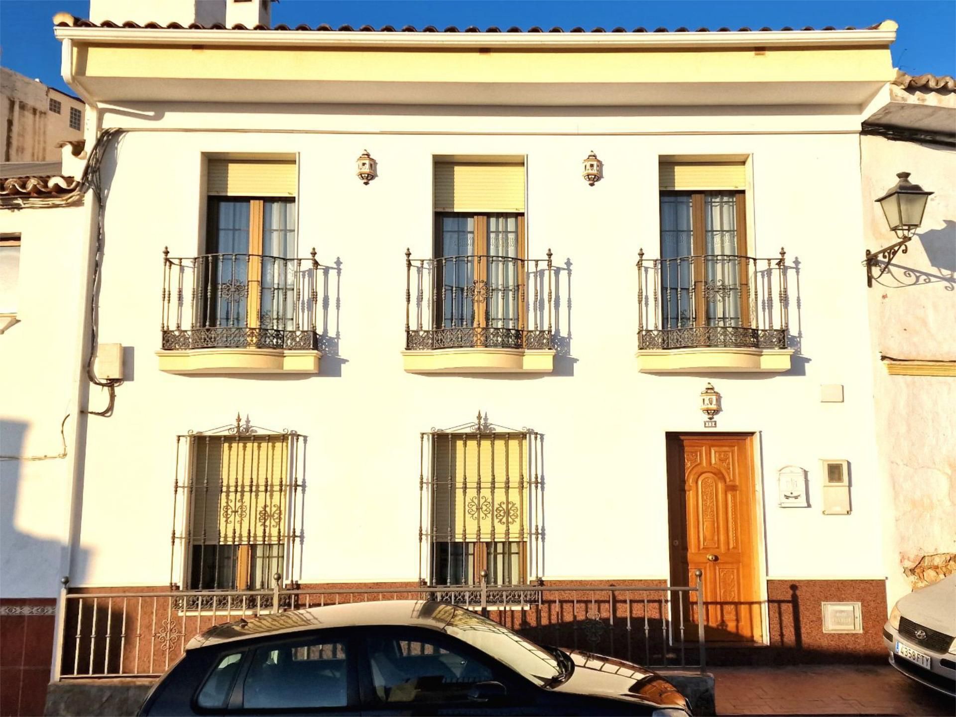 Casa adosada per a compartir a Calle Ermita, 13, Guaro