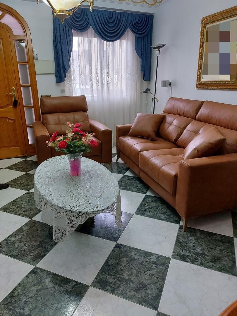 Sala d'estar de Casa adosada en venda en Beniarrés amb Terrassa i Balcó