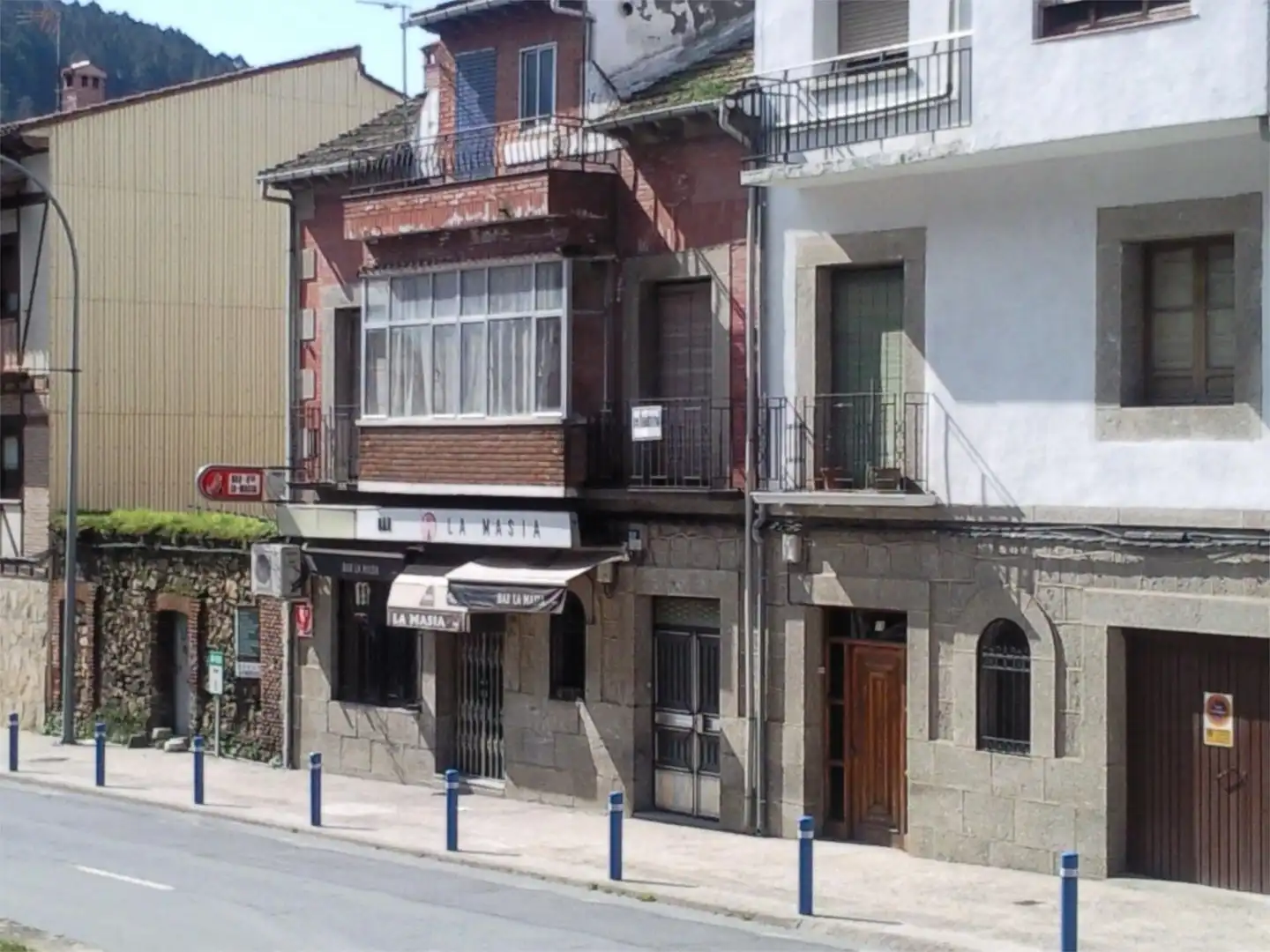 Piso en venta en Carretera Candeleda, 12, Arenas de San Pedro Vista exterior de Piso en venta en Arenas de San Pedro con Calefacción, Terraza y Amueblado