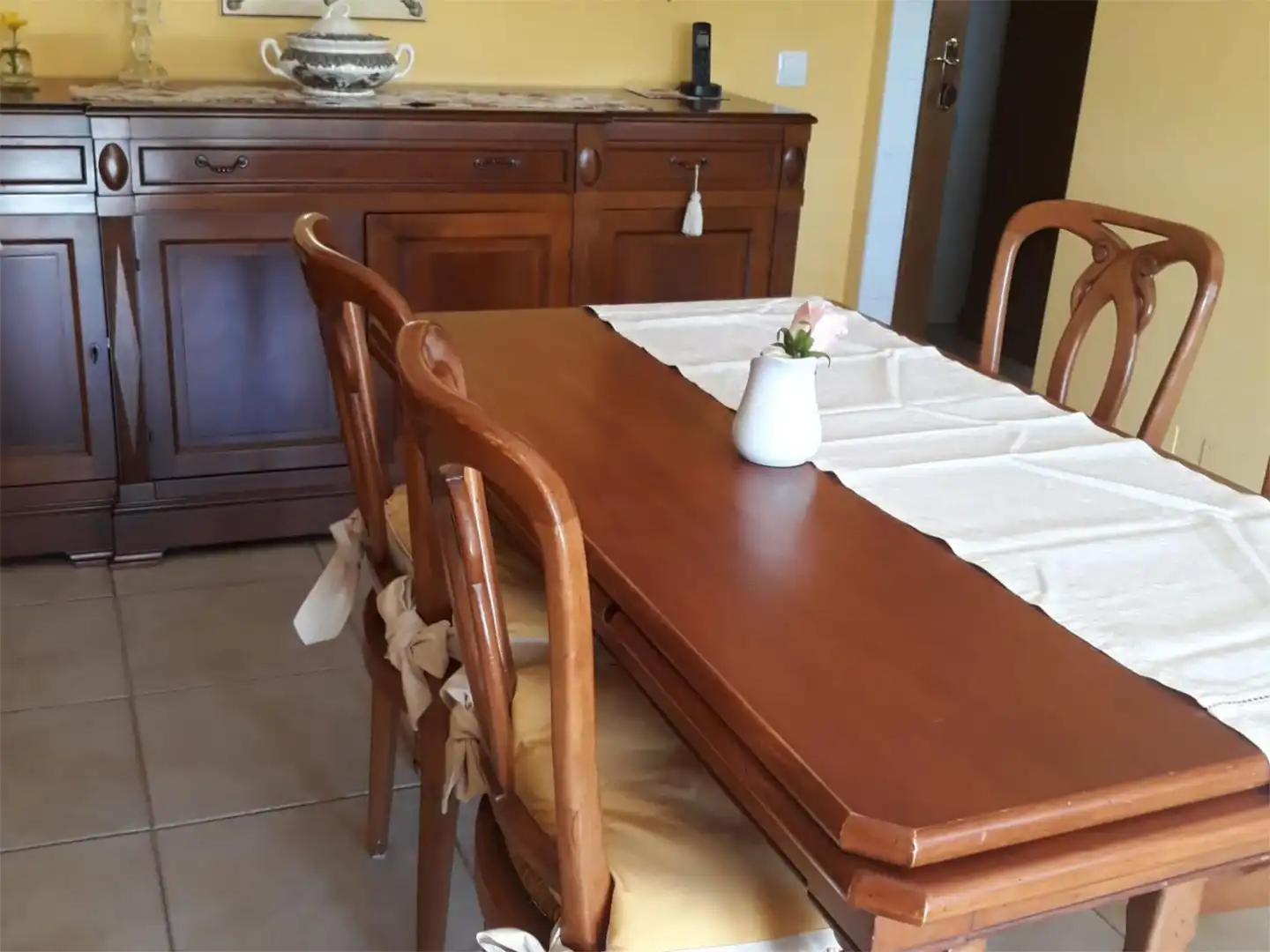 Comedor de Casa o chalet en venta en Villafranca del Bierzo con Calefacción, Jardín privado y Parquet