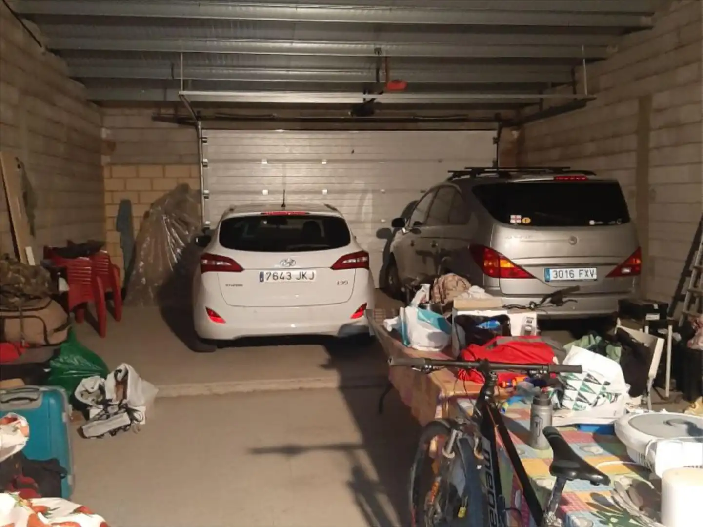 Casa adosada en venda a Ronda Levante, 22, Almuniente Aparcament de Casa adosada en venda en Almuniente amb Calefacció i Moblat