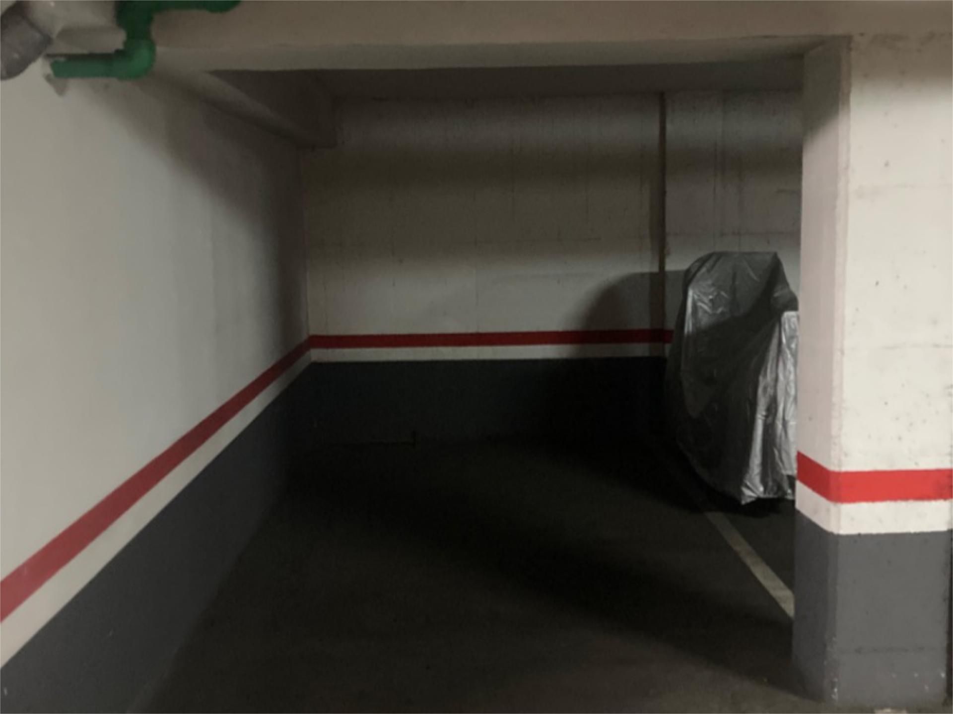 Parking of Garage for sale in  Madrid Capital