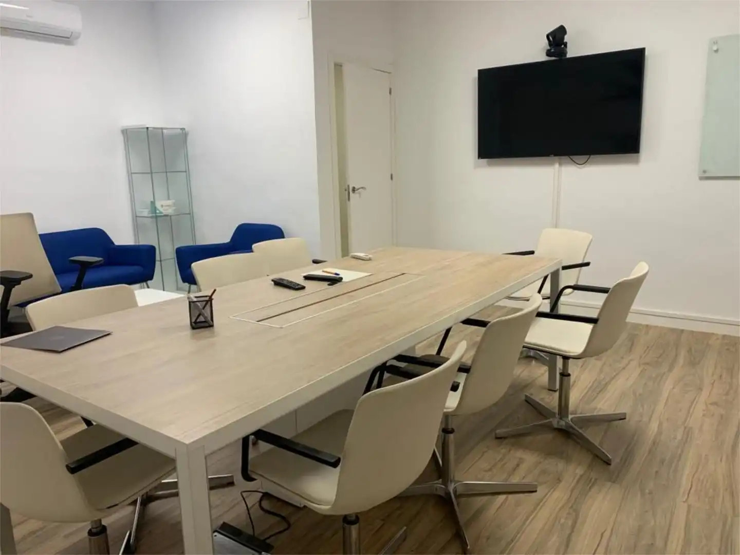 Oficina de lloguer a Paseo de la Estación, 5, San Bartolomé - Millán de Priego Oficina de lloguer en Jaén