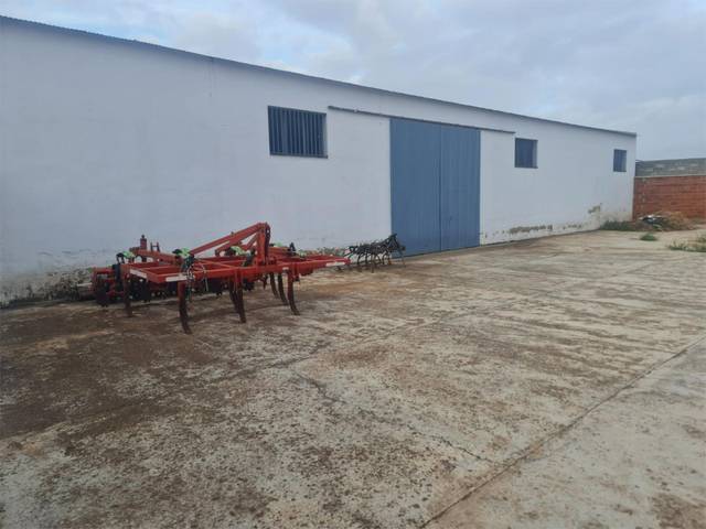 Nave industrial en Alquiler en Camino Villagonzalo, 1 en Guareña