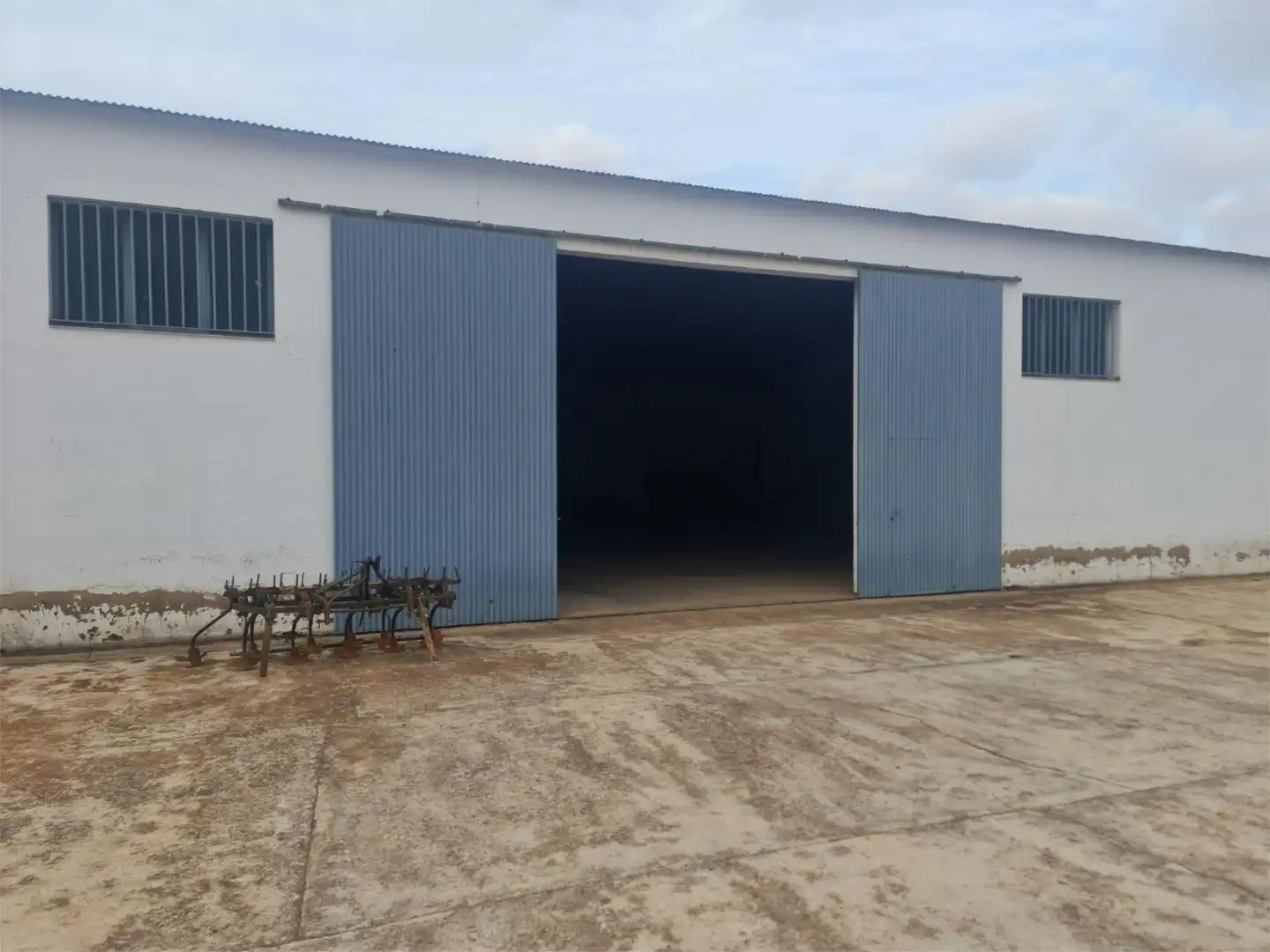 Industrial buildings for rent in Camino Villagonzalo, 1, Guareña