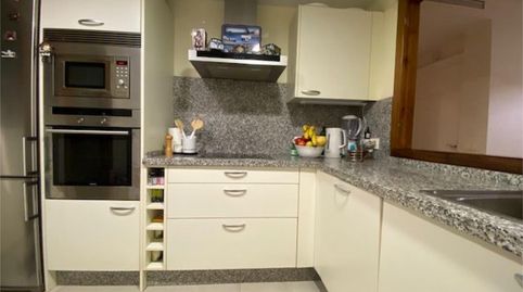 Foto 5 de Piso en venta en Urbanización Dos Hermanas II, 13, Paraiso - Barronal, Estepona