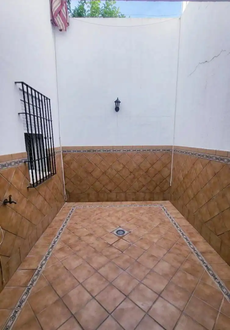 Bany de Casa adosada en venda en Écija amb Aire condicionat, Terrassa i Traster
