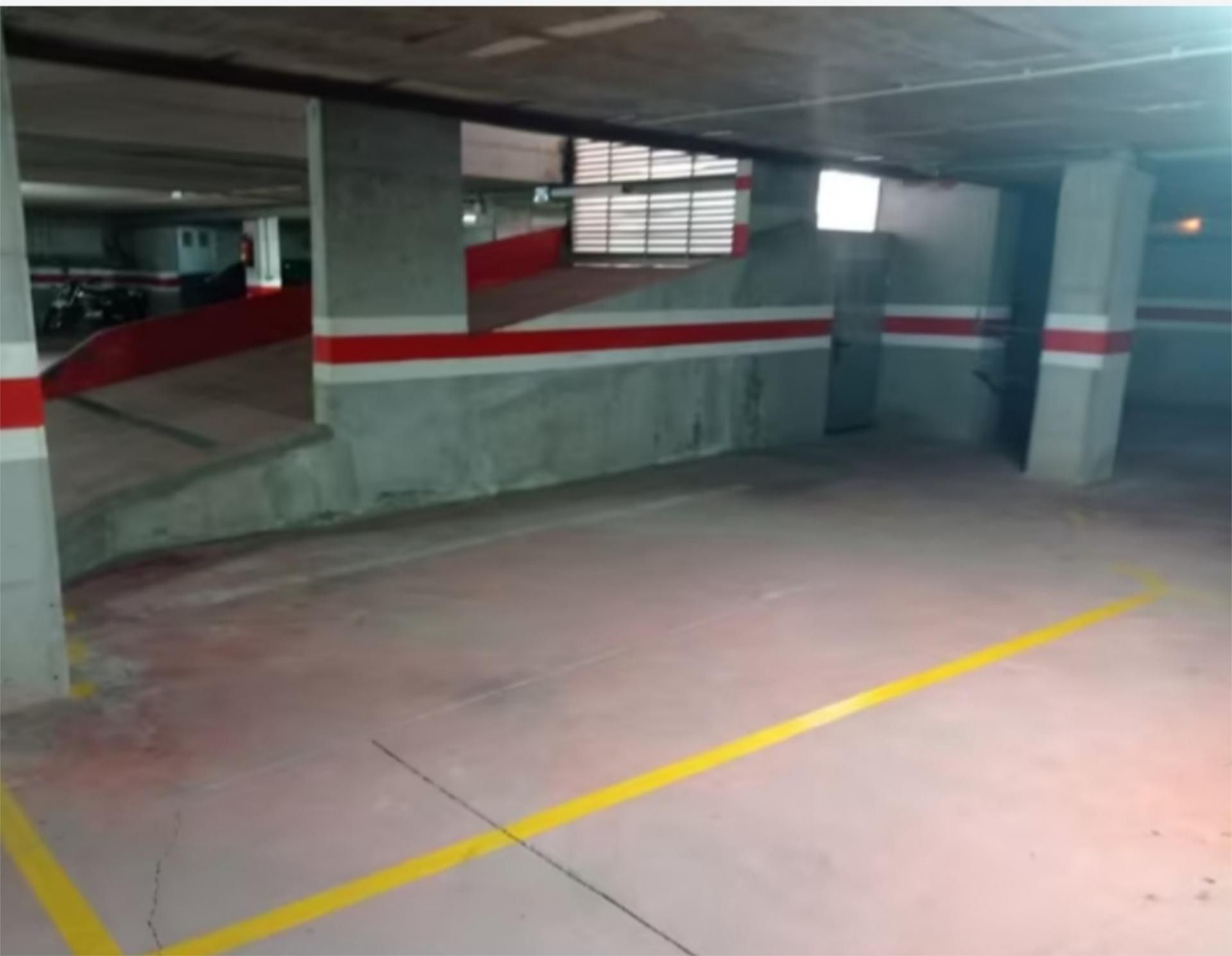 Aparcament de Garatge en venda en Melide