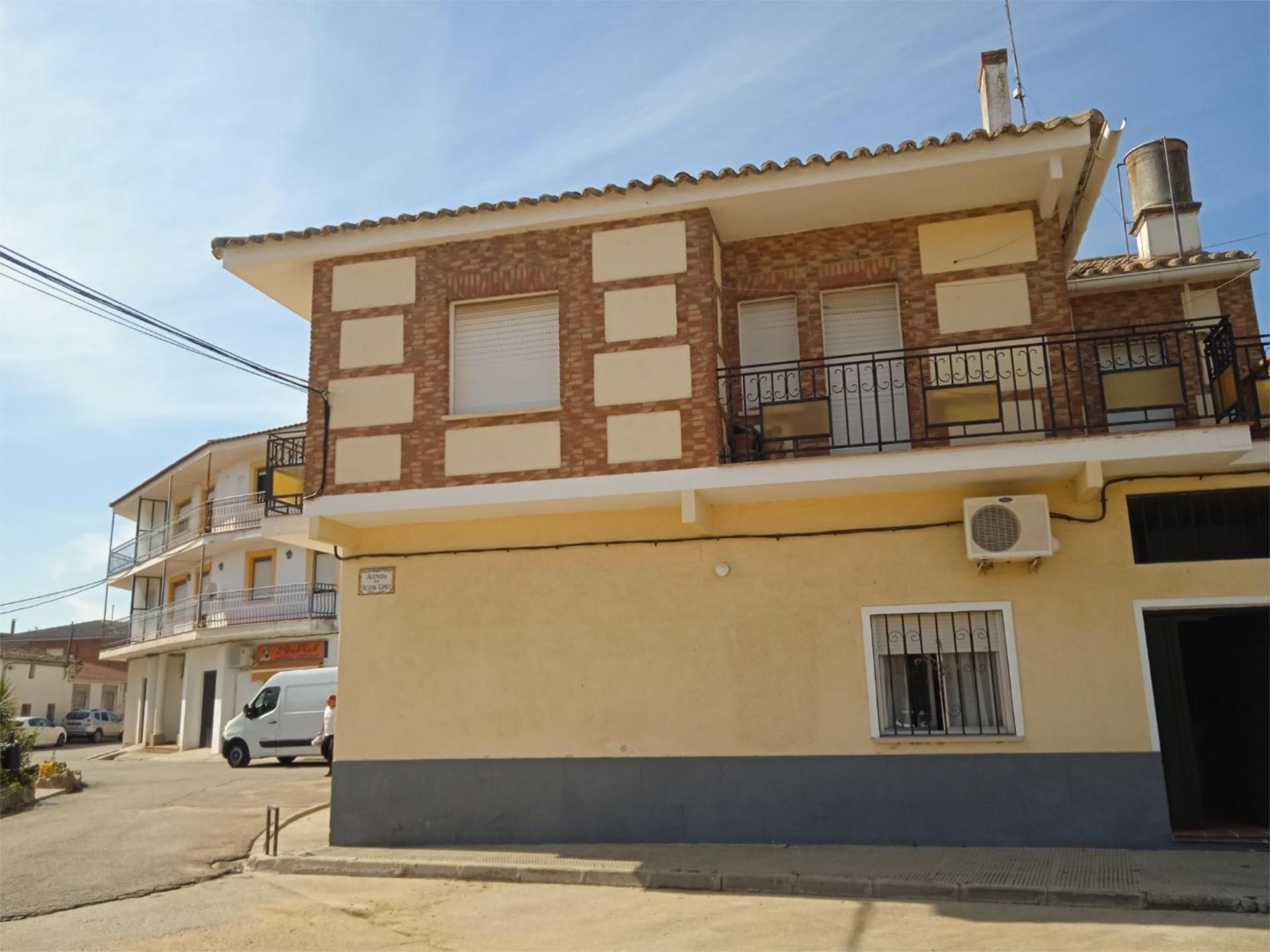 Vista exterior de Pis en venda en Alcaudete de la Jara amb Aire condicionat, Calefacció i Terrassa