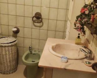 Bathroom of Flat to rent in Macael  with Air Conditioner, Terrace and Furnished