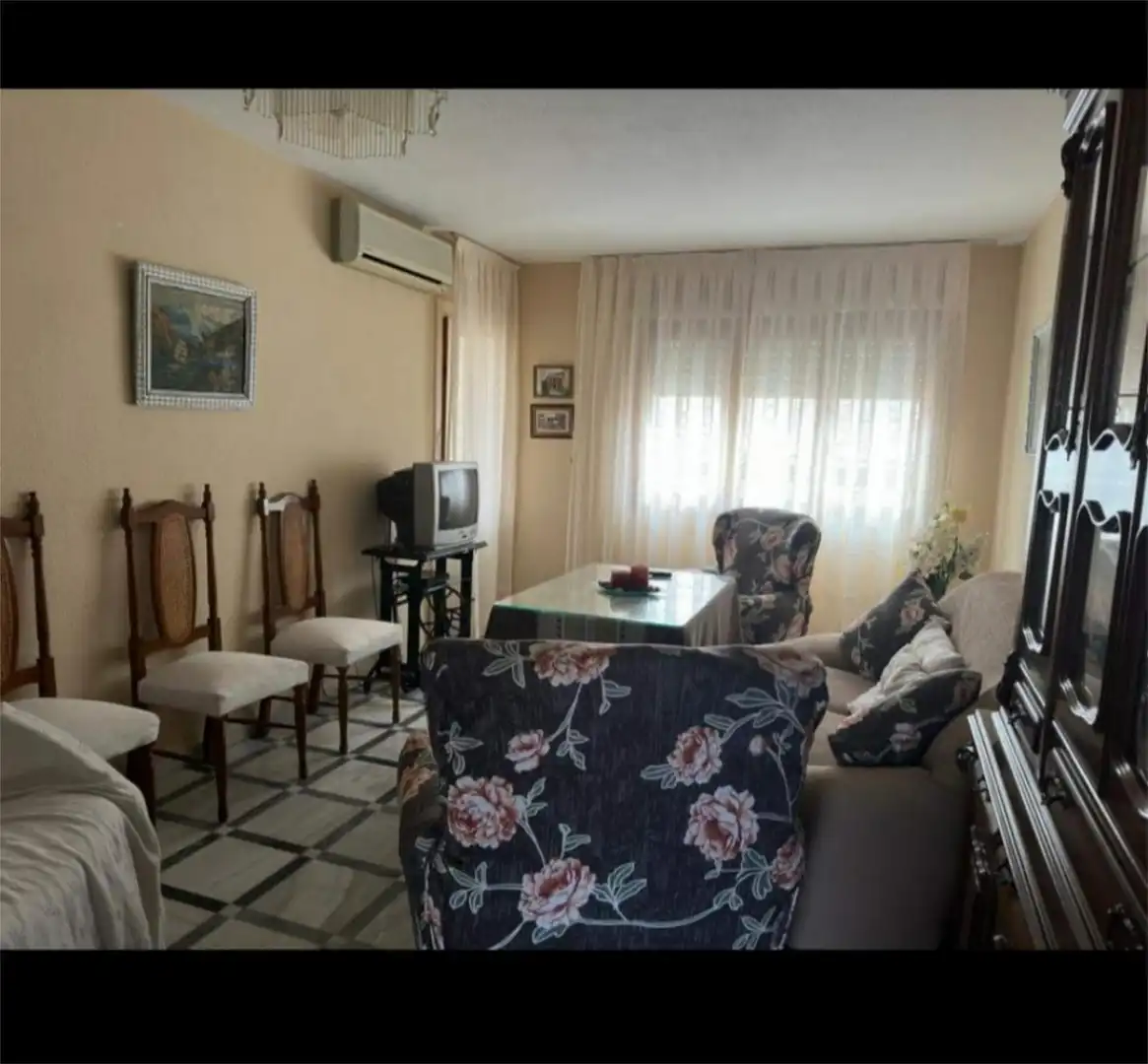 Piso de alquiler en Calle Juan Jimenez, 27, Macael Sala de estar de Piso de alquiler en Macael con Aire acondicionado, Terraza y Amueblado