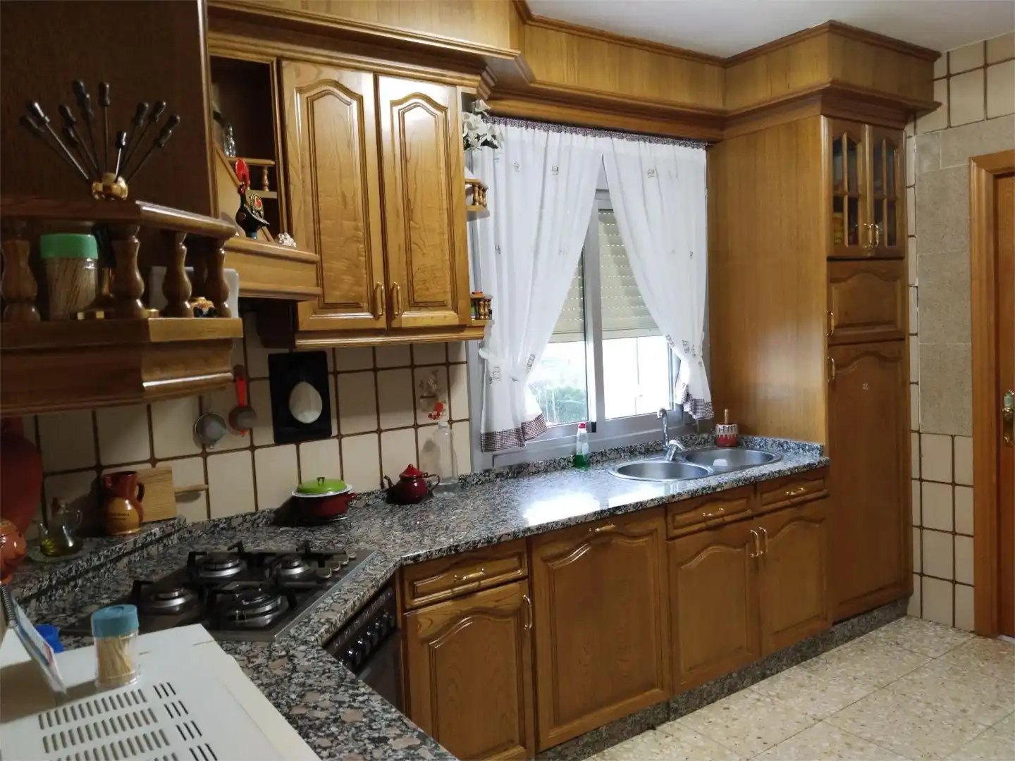 Cuina de Casa o xalet en venda en Quiroga amb Calefacció, Jardí privat i Traster