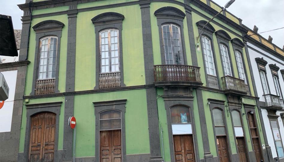Foto 1 de Casa adosada en venta en Calle Pérez Galdós, 2, Arucas Casco, Las Palmas