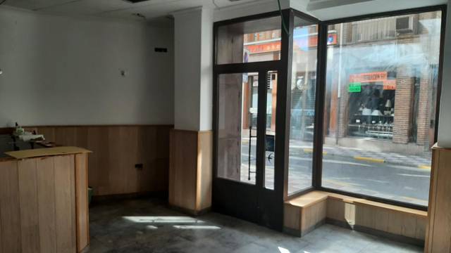 Local comercial en Alquiler en Calle Conrado Blanco, 9 en La Bañeza