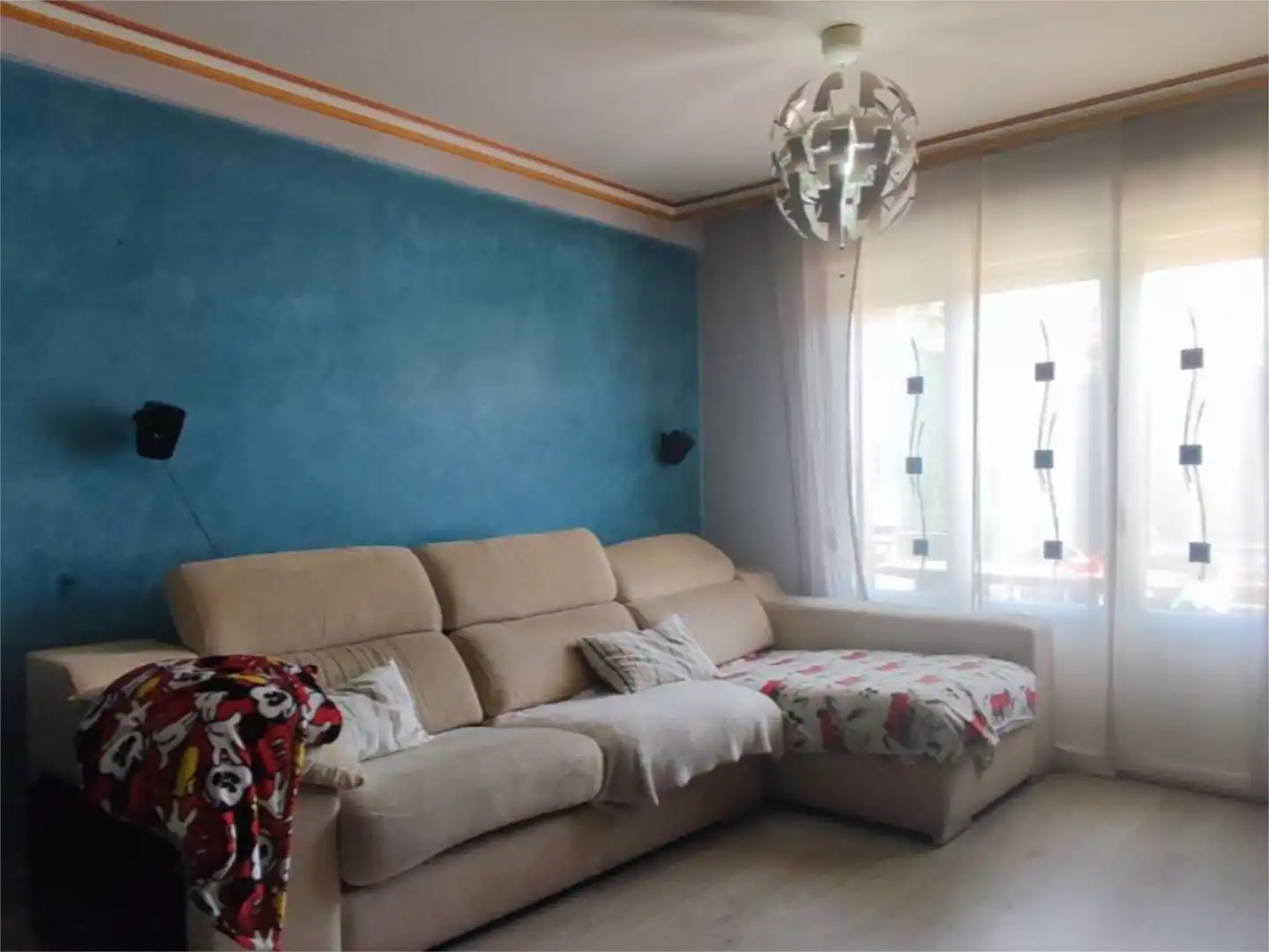 Casa adosada en venda a Calle Domingo Gordo, 19, Burgo de Osma - Ciudad de Osma Sala d'estar de Casa adosada en venda en Burgo de Osma - Ciudad de Osma amb Calefacció, Parquet i Traster