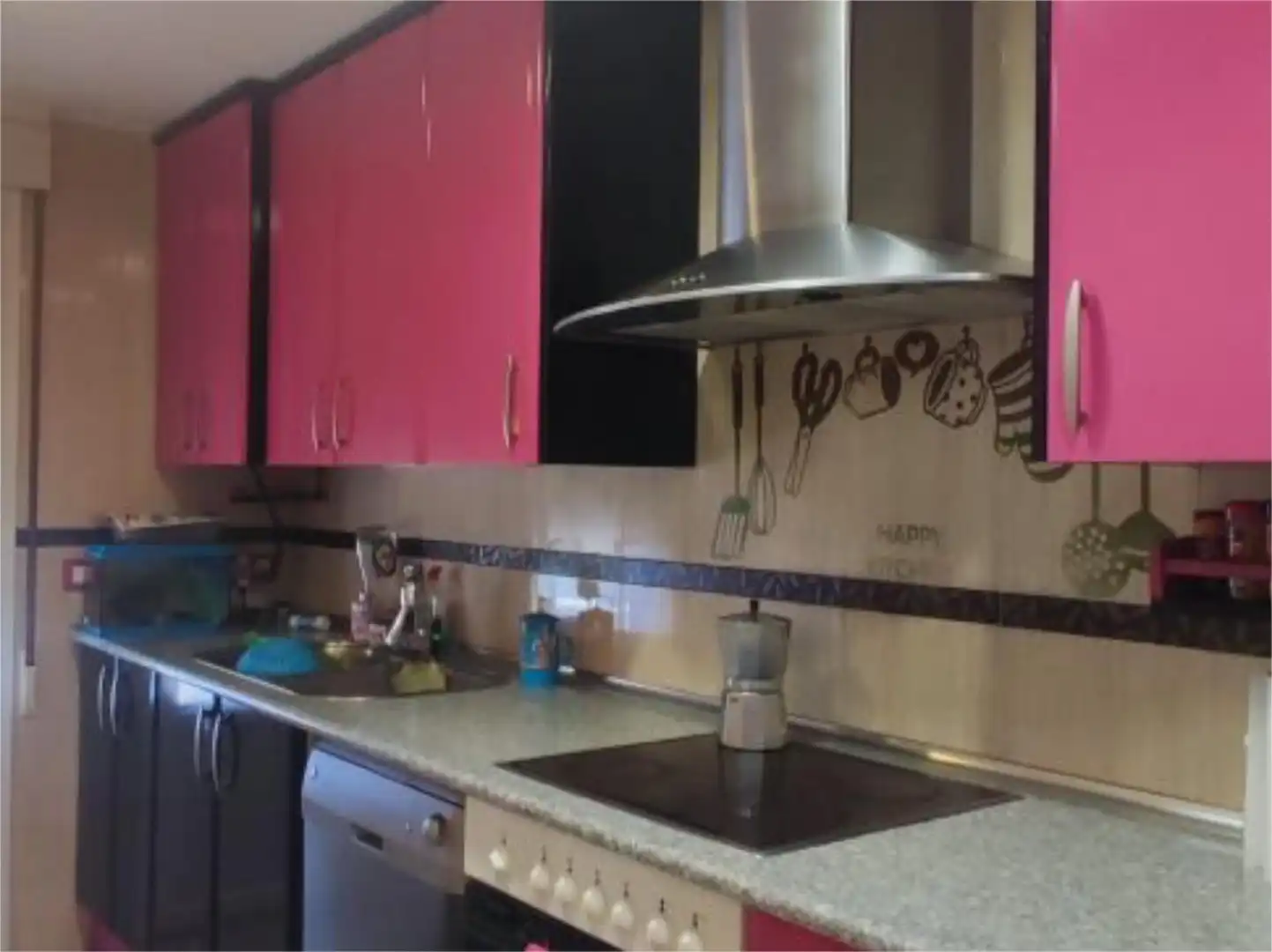 Casa adosada en venda a Calle Domingo Gordo, 19, Burgo de Osma - Ciudad de Osma Cuina de Casa adosada en venda en Burgo de Osma - Ciudad de Osma amb Calefacció, Parquet i Traster