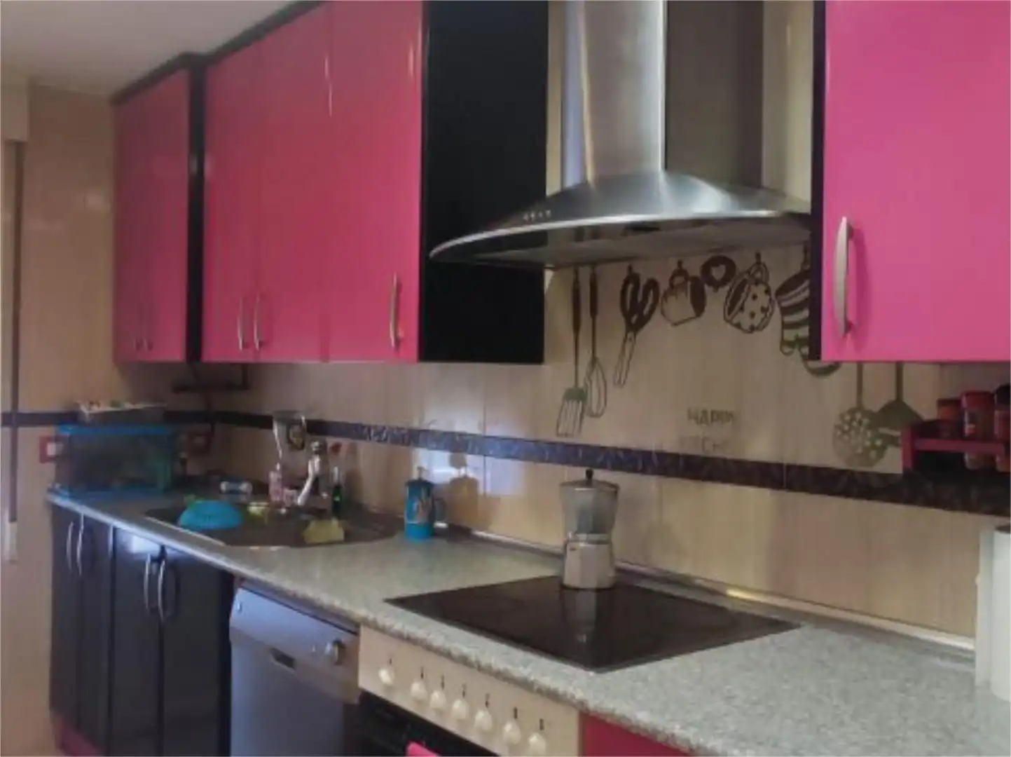 Casa adosada en venda a Calle Domingo Gordo, 19, Burgo de Osma - Ciudad de Osma Cuina de Casa adosada en venda en Burgo de Osma - Ciudad de Osma amb Calefacció, Parquet i Traster
