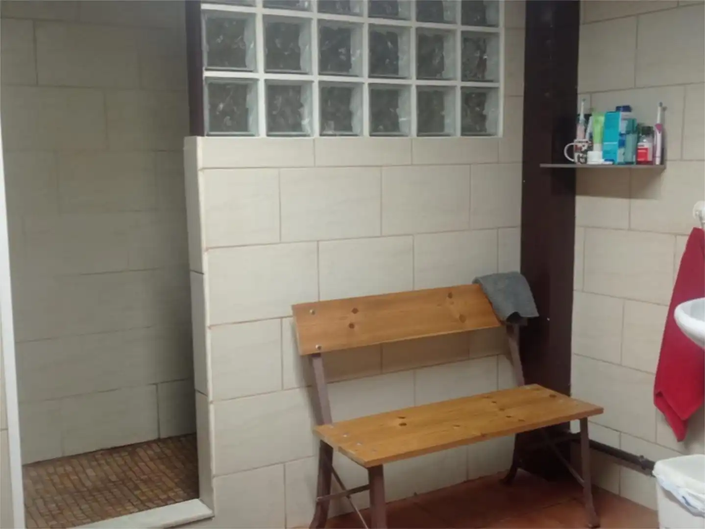 Casa adosada en venta en Calle Torrullon, 2, Lupiñén-Ortilla Casa adosada en venta en Lupiñén-Ortilla con Calefacción y Balcón