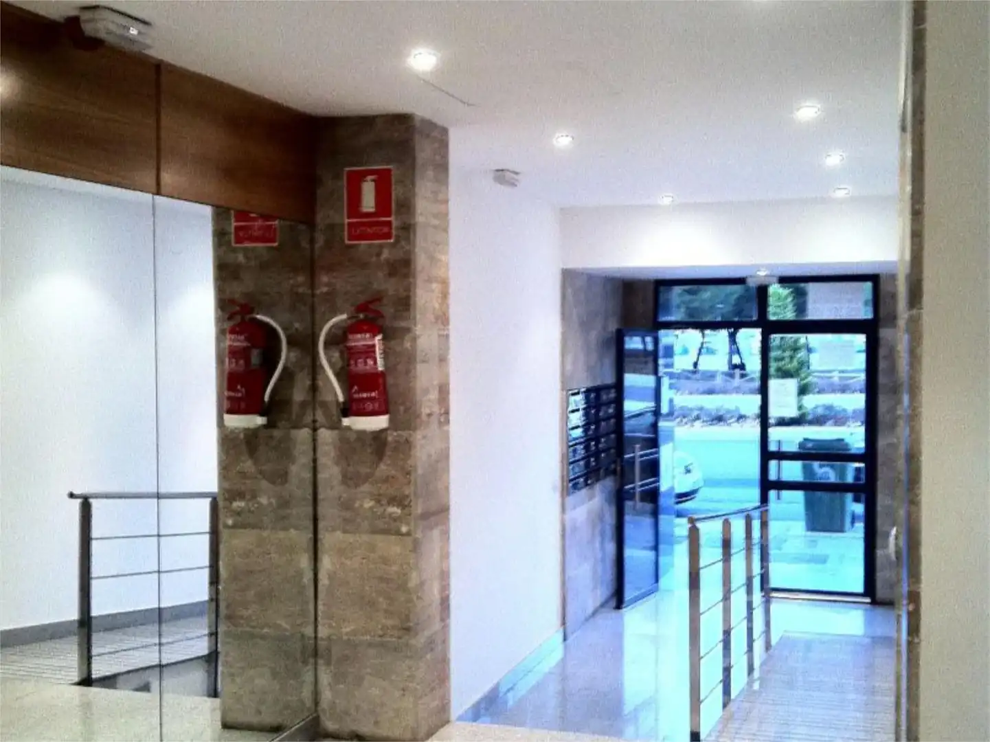 Piso en venta en Avenida de los Reyes Católicos, Nuevo Hospital Piso en venta en Ciudad Real con Calefacción, Jardín privado y Parquet