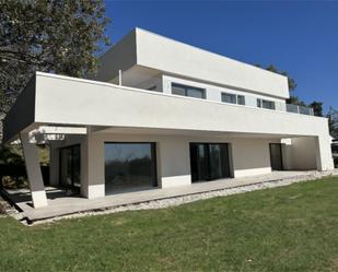 Exterior view of House or chalet for sale in Miraflores de la Sierra  with Air Conditioner, Terrace and Balcony